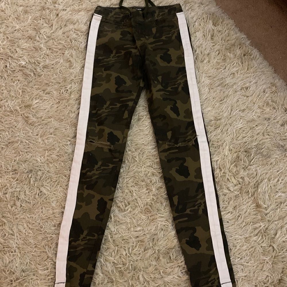 Fashion nova skinny jeans size small